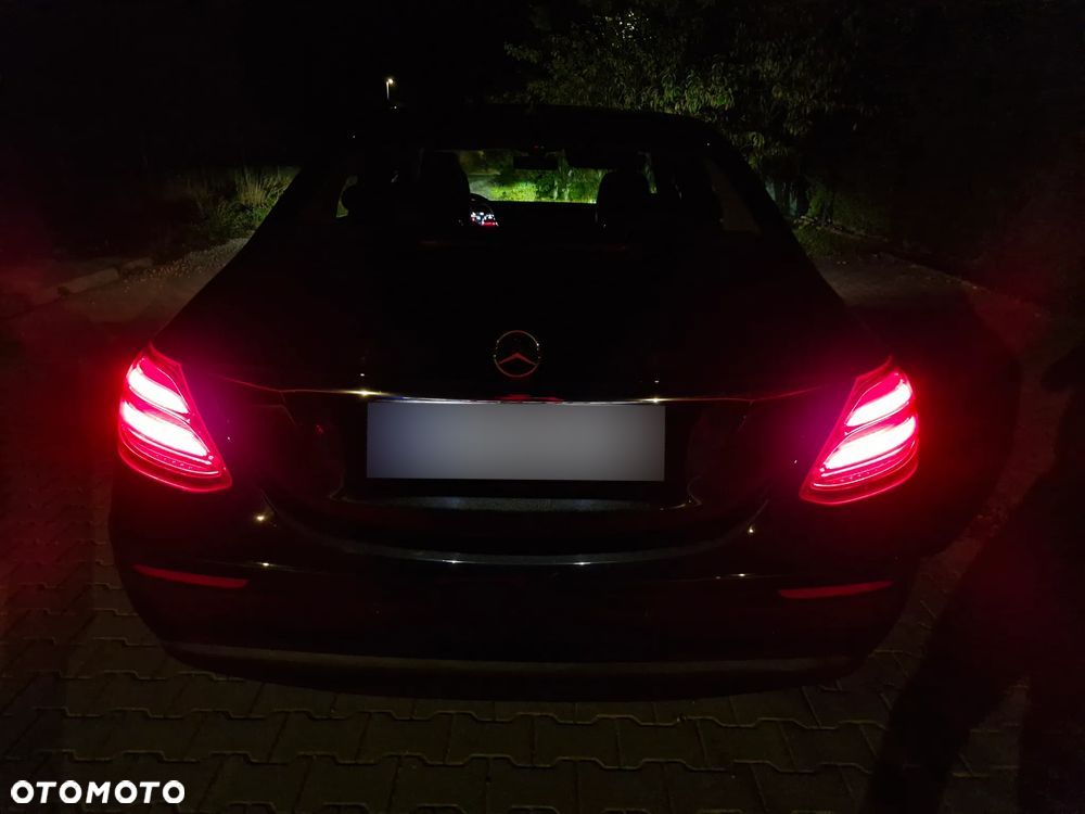 Mercedes-Benz Klasa E 200 d Business Edition - 16