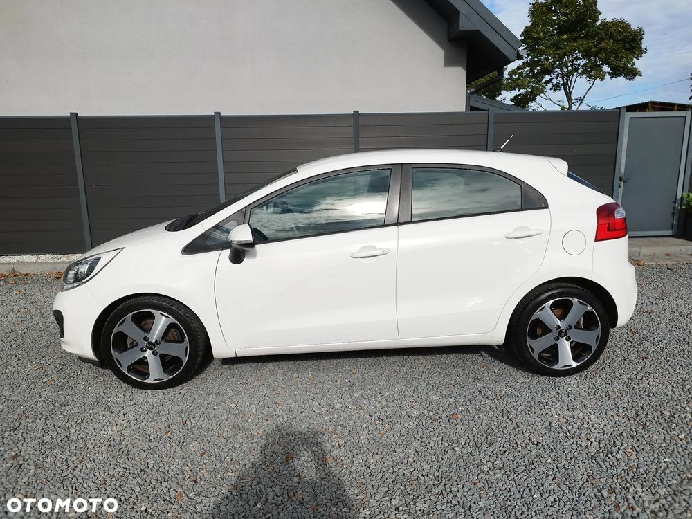 Kia Rio 1.2 Business Line - 4