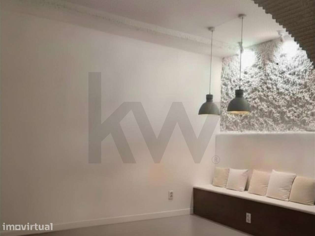 Espaço Comercial no Bairro Alto – Remodelado e com Localização Premium - Grande imagem: 2/7