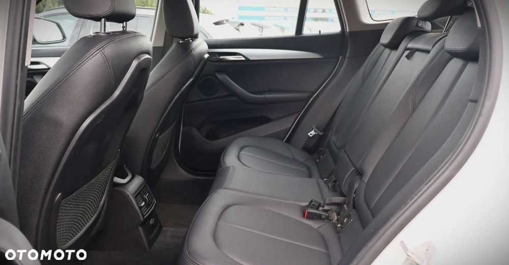 BMW X1 - 17