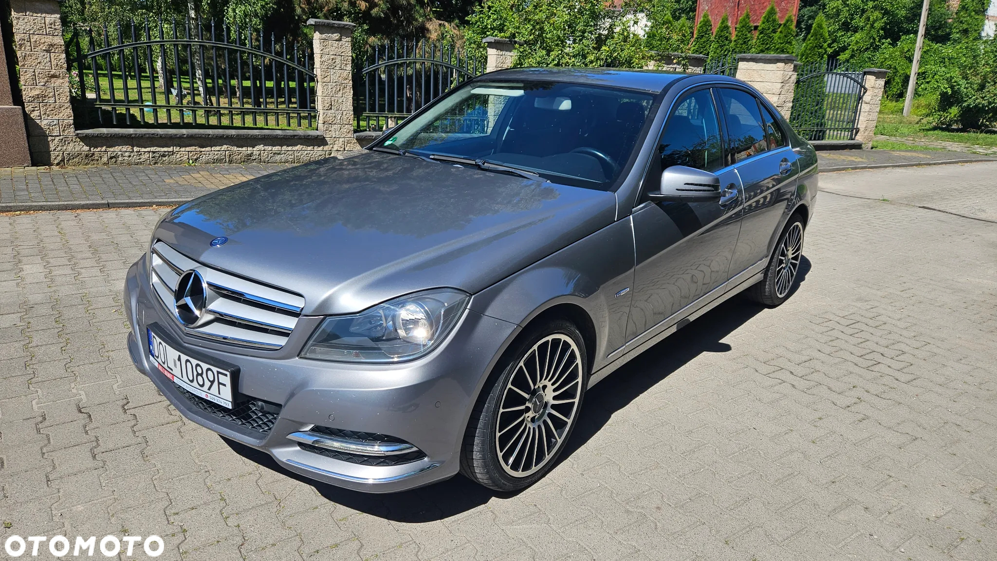Mercedes-Benz Klasa C 180 CGI Automatik BlueEFFICIENCY Avantgarde - 10
