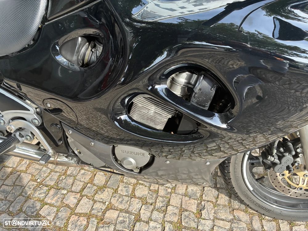 Suzuki GSX 750 F - 11