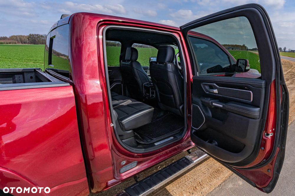 RAM 1500 Crew Cab Shortbed Laramie - 6