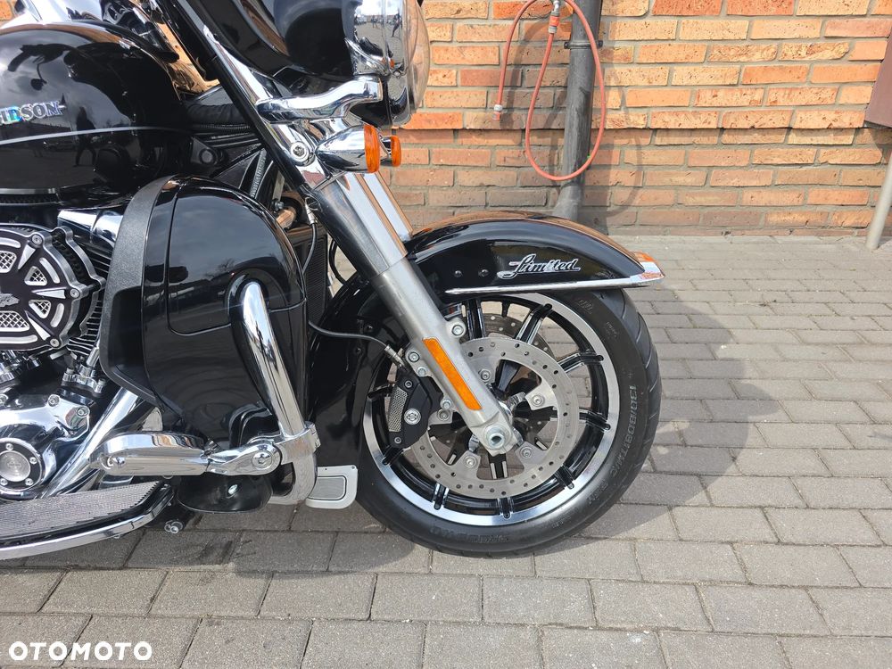 Harley-Davidson Touring Ultra Limited - 3