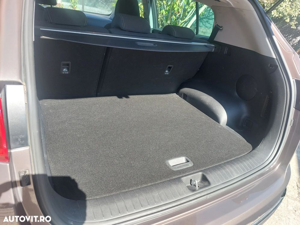 Kia Sportage - 12