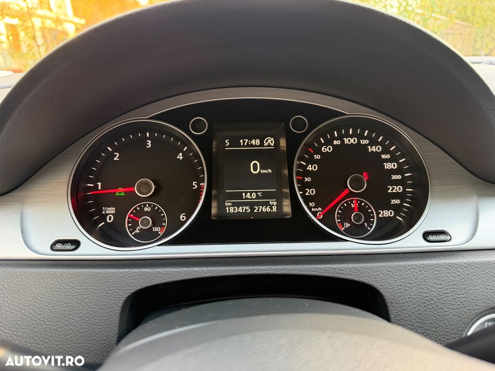 Volkswagen Passat CC - 14