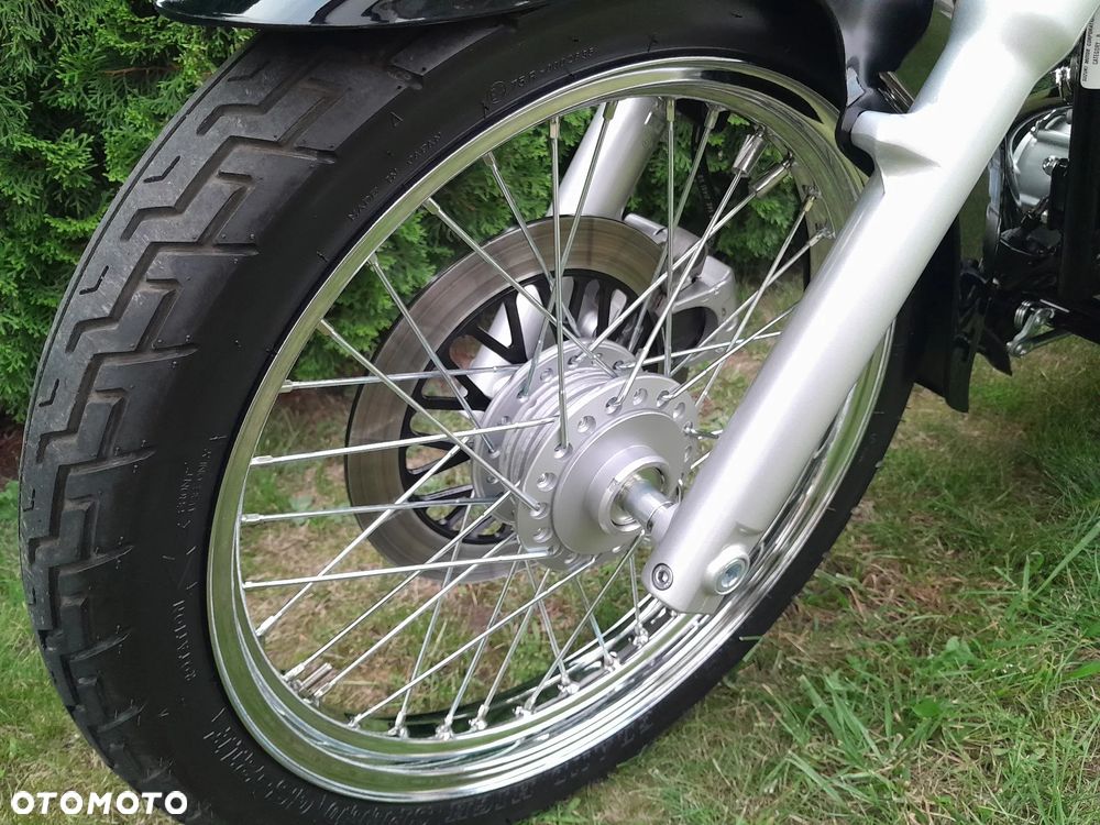 Suzuki Intruder - 30