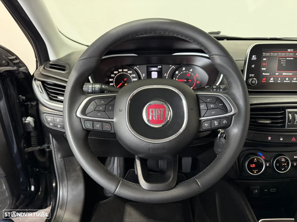 Fiat Tipo Station Wagon 1.3 M-Jet Lounge - 24