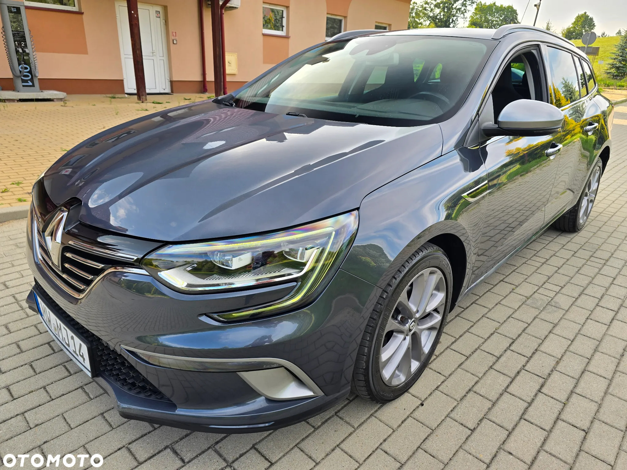 Renault Megane Grandtour ENERGY TCe 130 GT LINE - 14