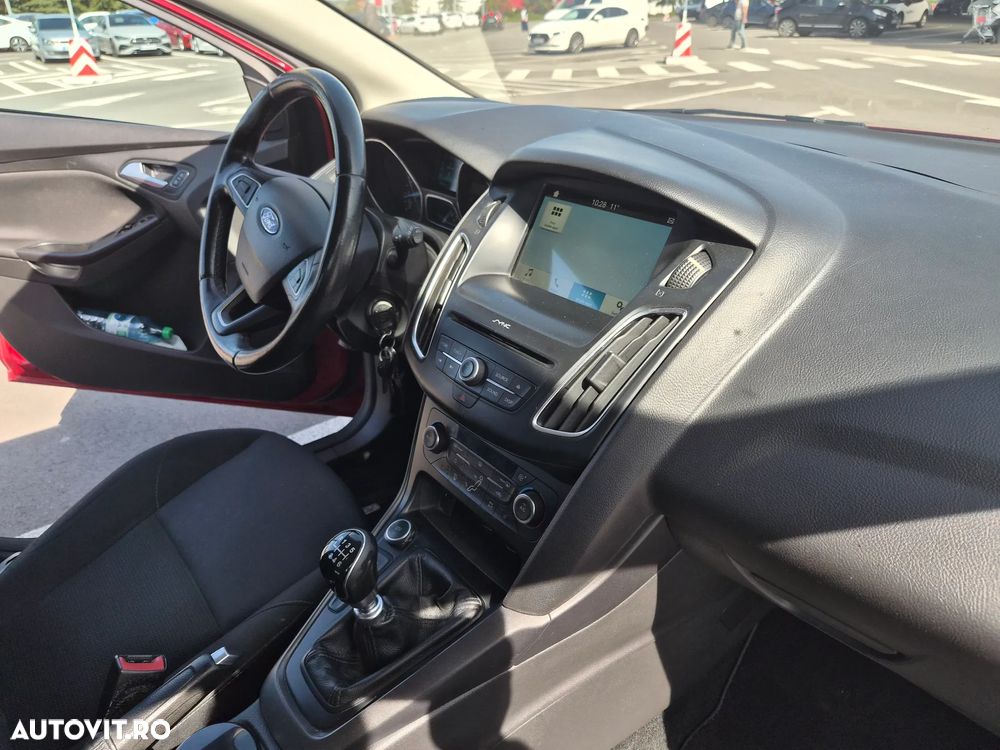 Ford Focus 1.0 EcoBoost Trend - 13