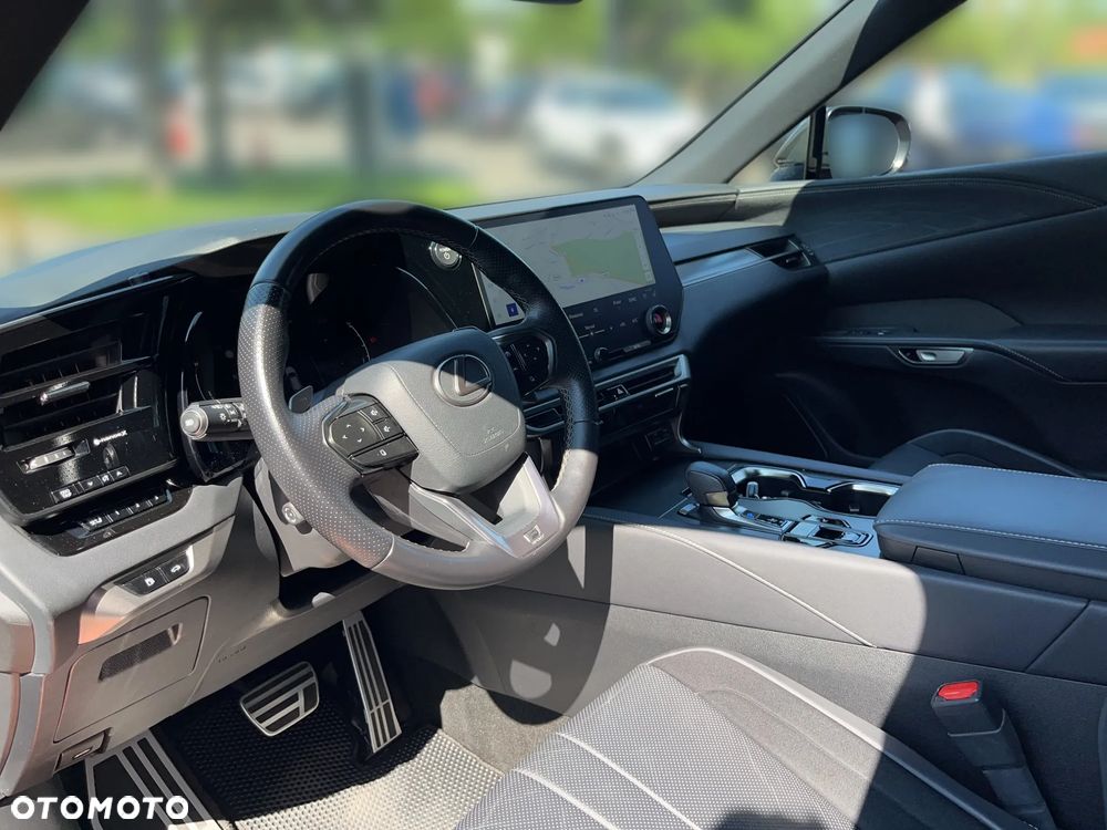 Lexus RX - 5