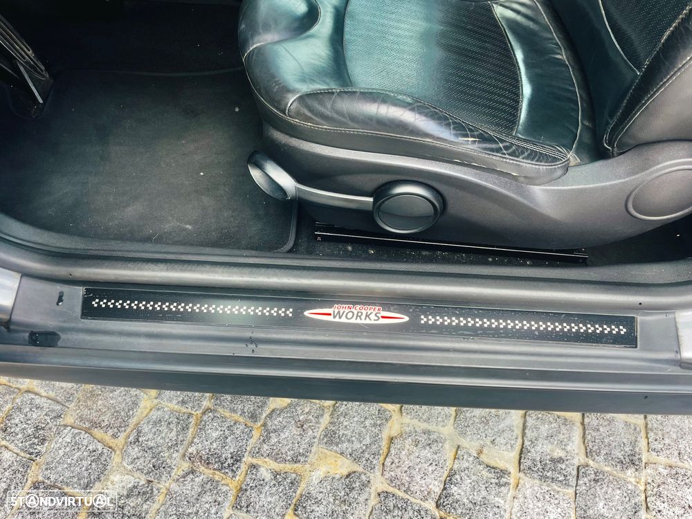 MINI Coupé John Cooper Works - 30