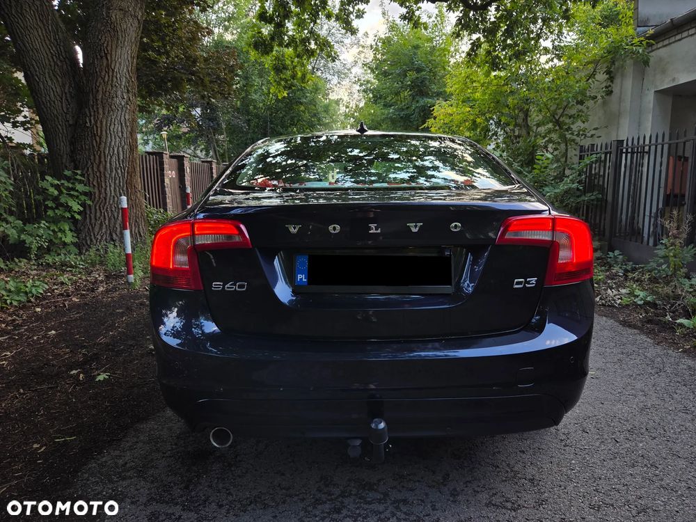 Volvo S60 D3 Drive-E Momentum - 4