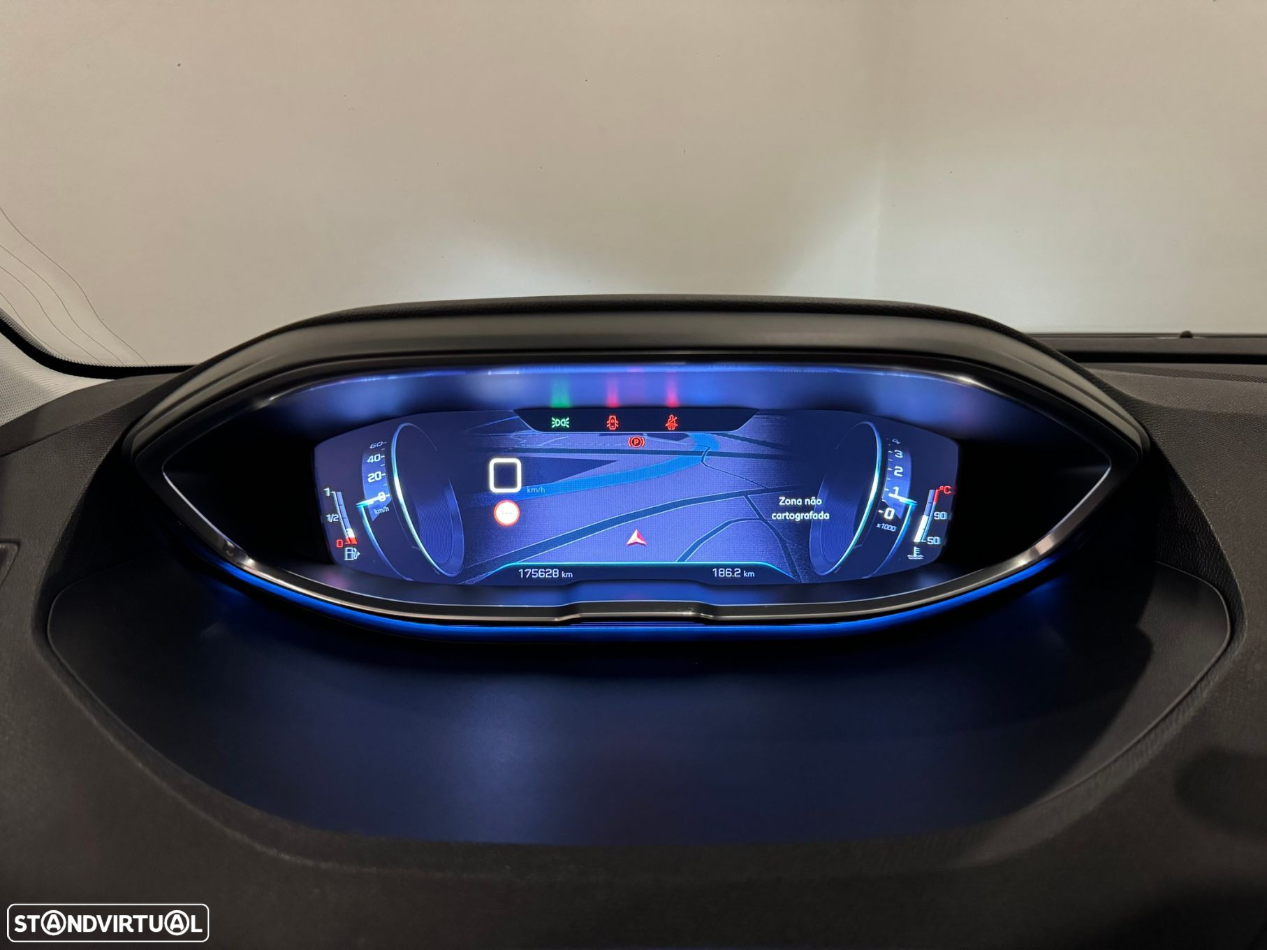 Peugeot 3008 1.6 BlueHDi Active - 48