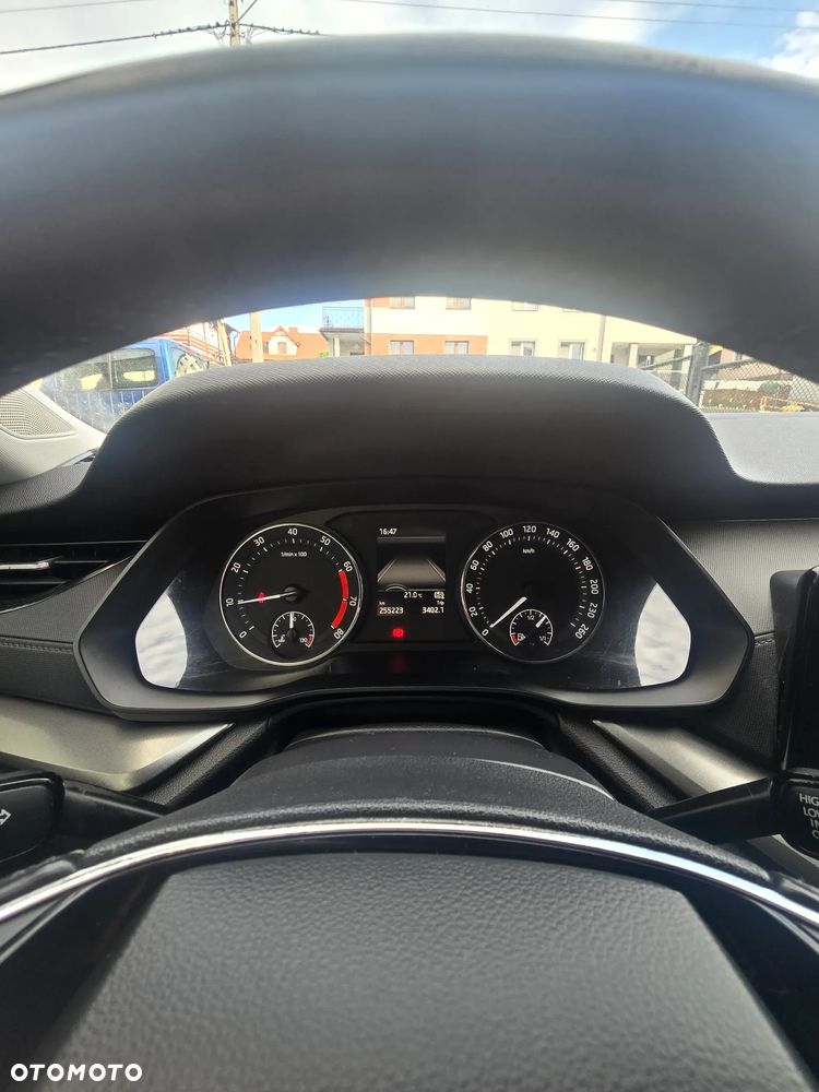 Skoda Octavia 1.5 TSI GPF ACT Ambition - 17