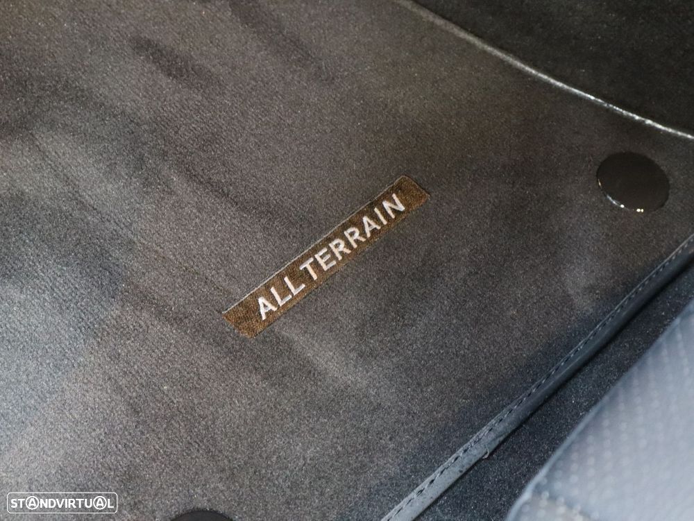 Mercedes-Benz E 300 de 4Matic All-Terrain - 32