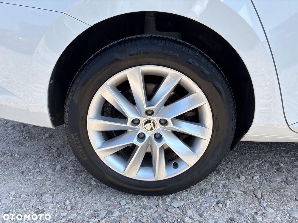 Skoda Superb - 19