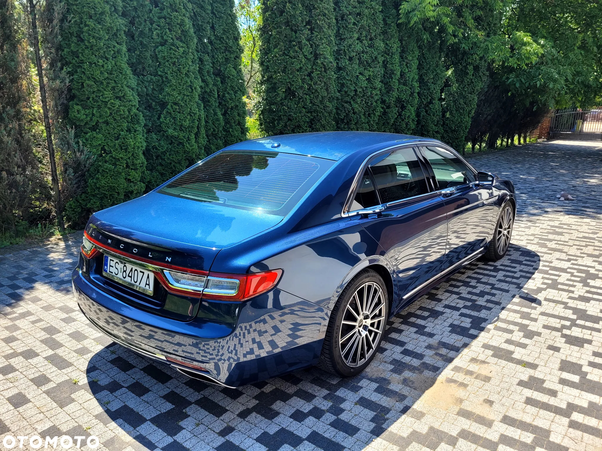 Lincoln Continental - 4