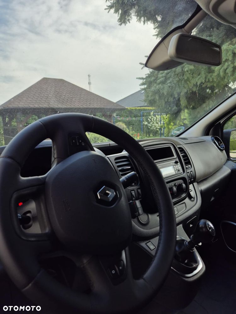 Renault Trafic Long - 11