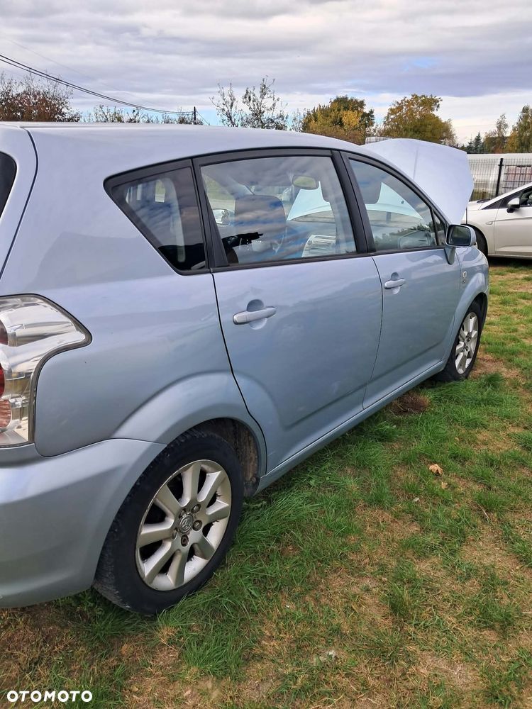 Toyota Corolla Verso - 6