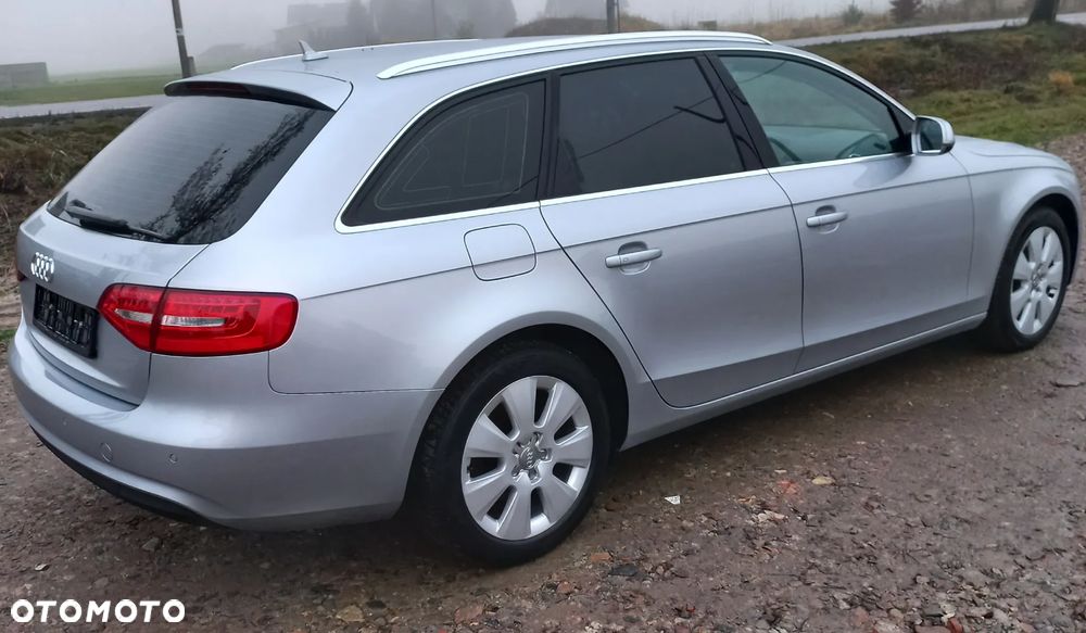 Audi A4 Avant - 4