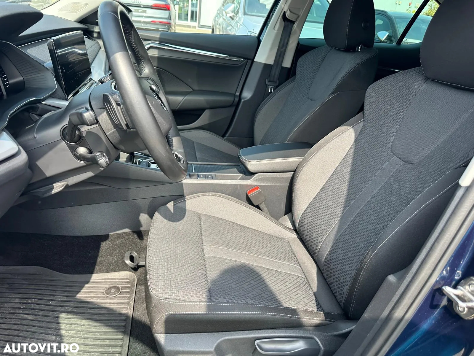 Skoda Octavia 2.0 TDI DSG Style - 20