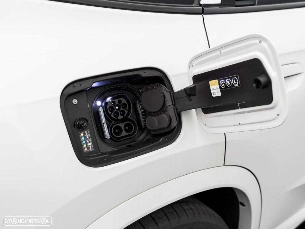 BMW iX1 eDrive20 Pack Desportivo M Pro - 13