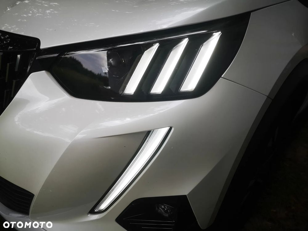 Peugeot 2008 1.2 PureTech GT Line S&S - 26