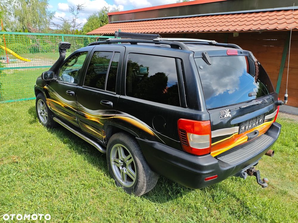 Jeep Grand Cherokee - 4