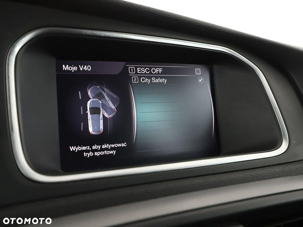 Volvo V40 T2 Momentum - 26