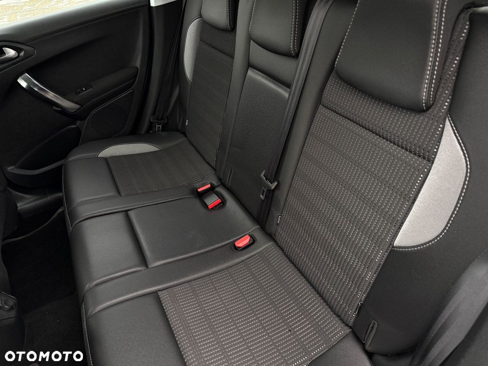 Peugeot 2008 PureTech 110 Stop&Start EAT6 Allure - 10