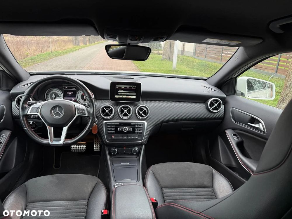 Mercedes-Benz Klasa A 250 4Matic 7G-DCT AMG Line - 20