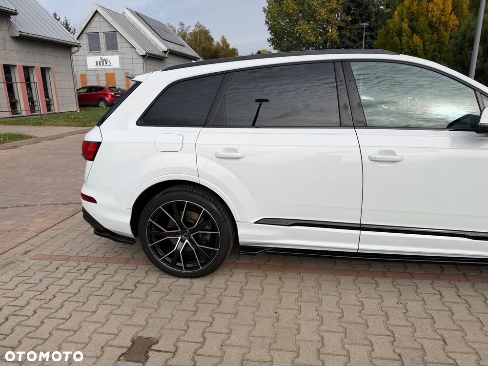 Audi Q7 2024 photo 3