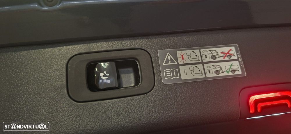 Mercedes-Benz C 300 e 9G-TRONIC AMG Line Advanced - 43