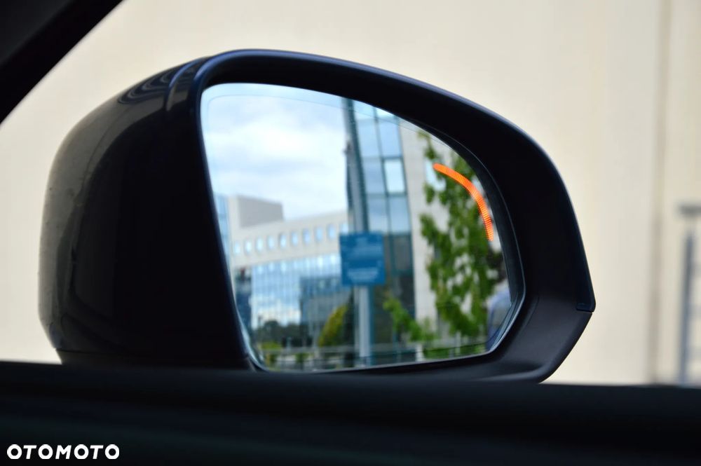 Volvo XC 40 T4 AWD Momentum Pro - 29