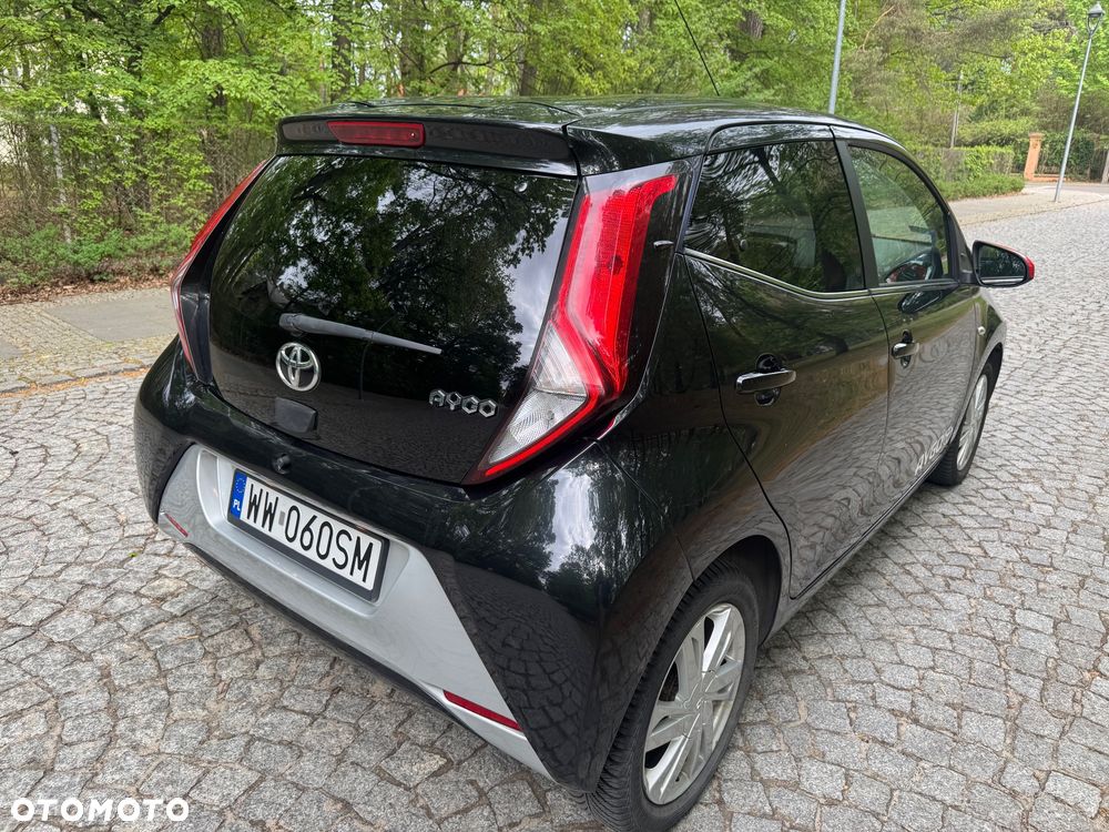 Toyota Aygo x-clusiv - 5