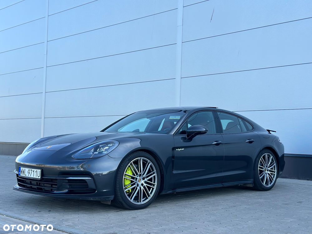 Porsche Panamera 4 E-Hybrid Platinum Edition - 20