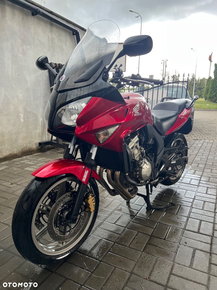 Honda CBF - 1