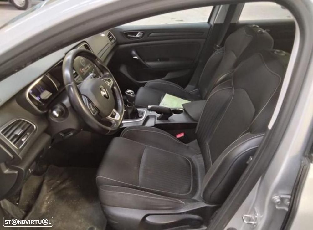 Renault Mégane Sport Tourer - 4