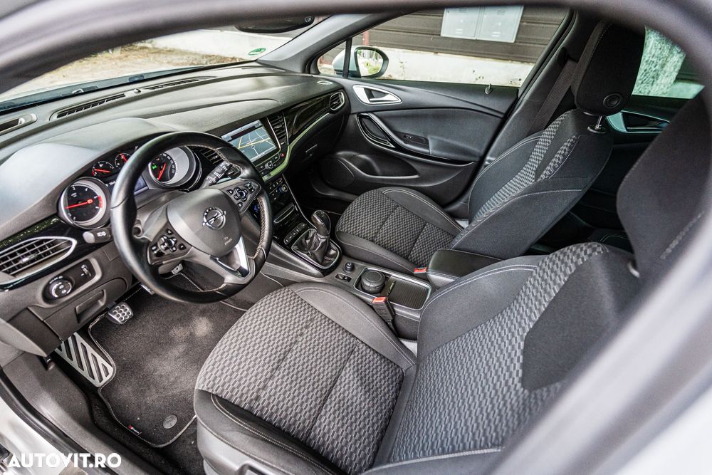 Opel Astra 1.6 BiTurbo D (CDTI) Start/Stop Dynamic - 24