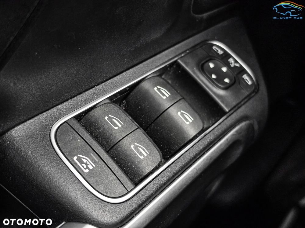 Mercedes-Benz EQB 250+ - 27