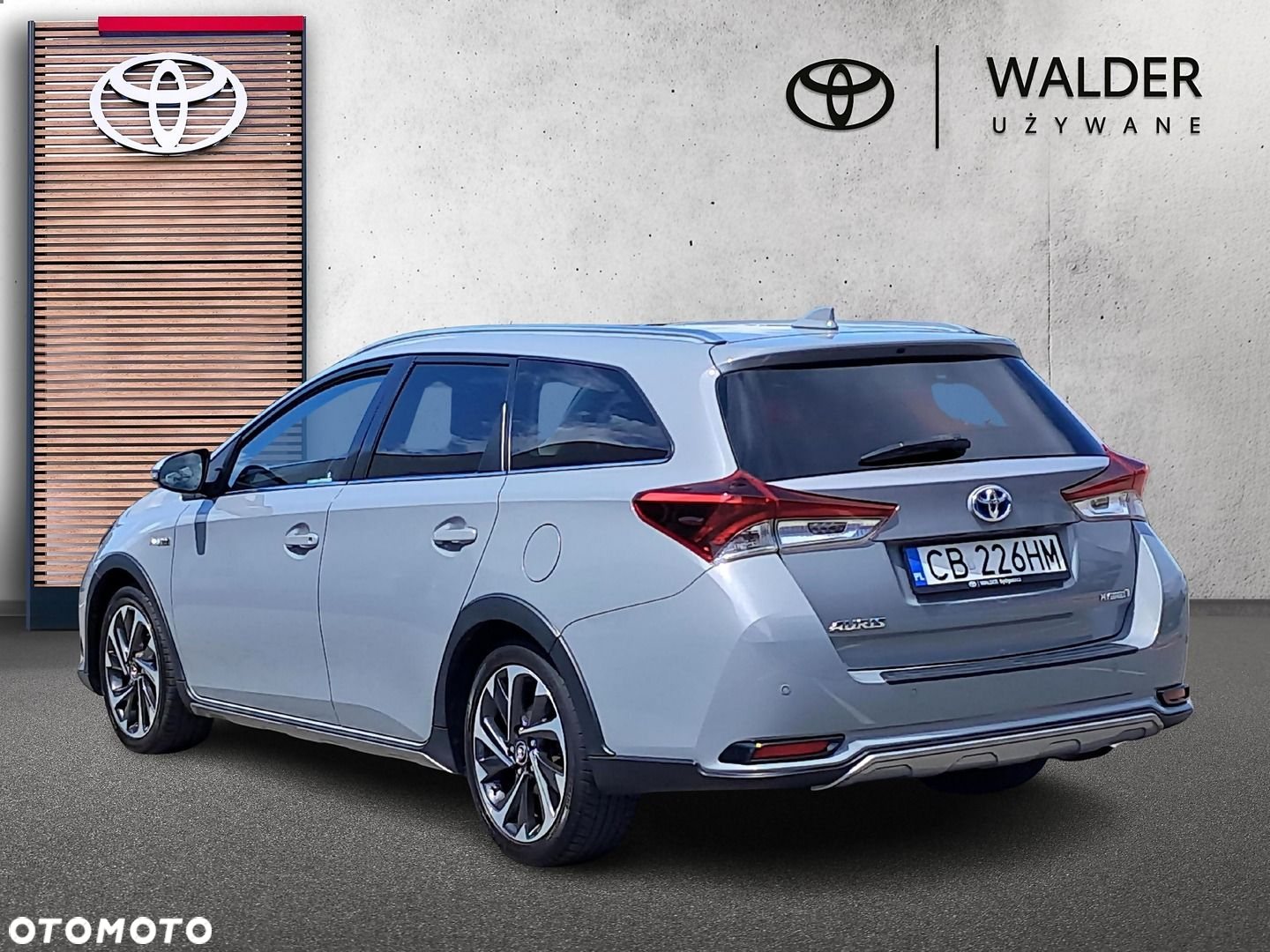Toyota Auris Hybrid 135 Freestyle - 3