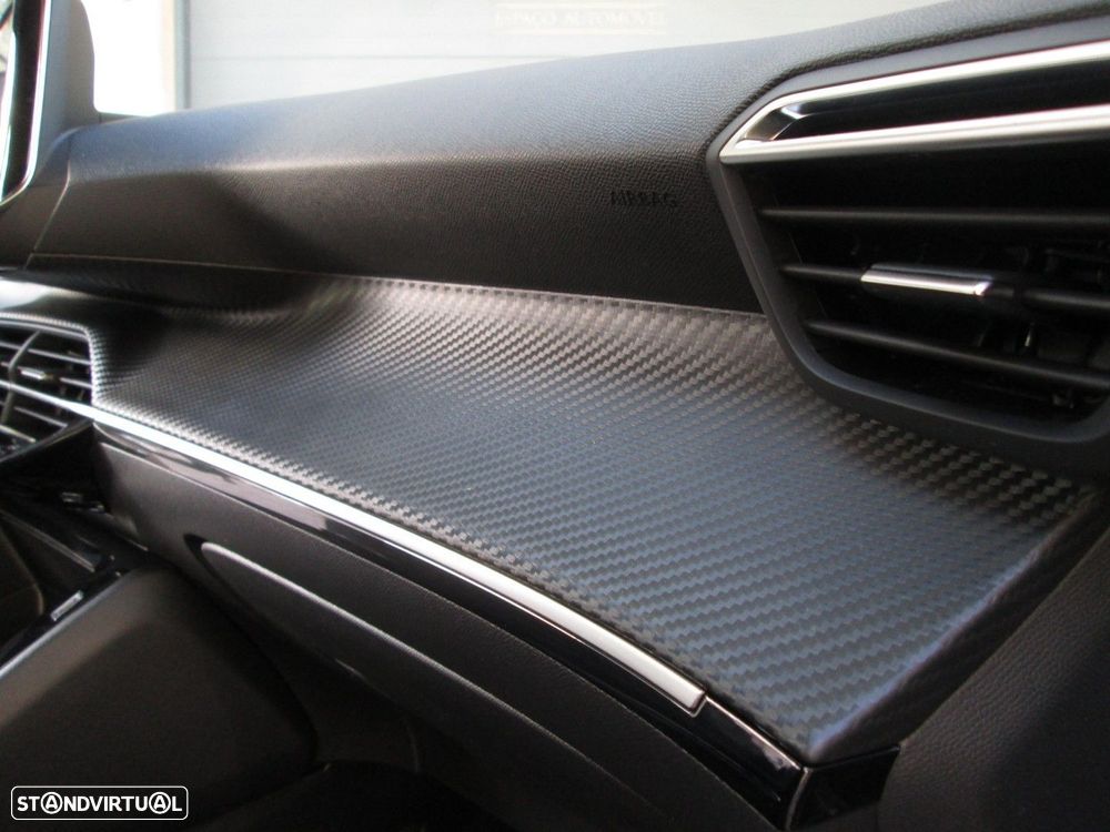 Peugeot 2008 1.2 PureTech Active - 21