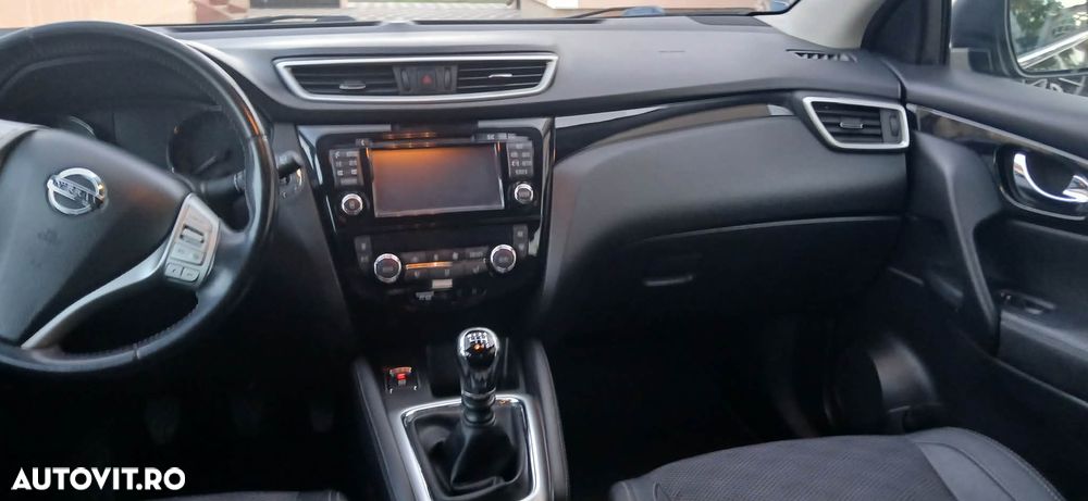 Nissan Qashqai 1.6 DCI ALL-MODE 4x4i N-Connecta - 13
