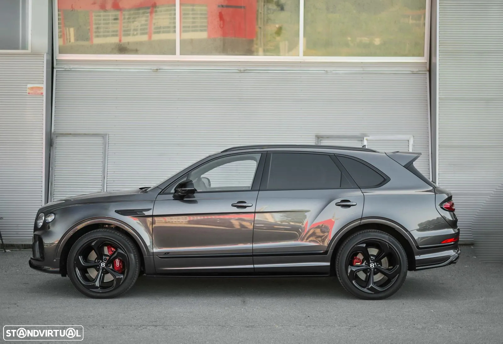 Bentley Bentayga V8 S - 3