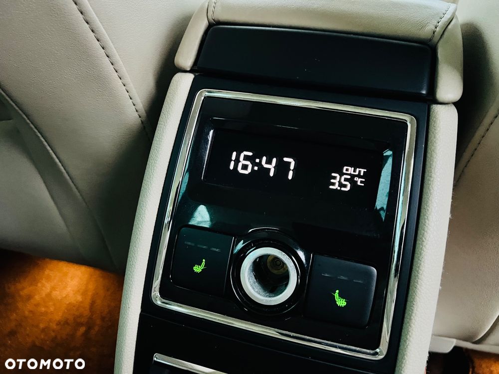 Skoda Superb 2.0 TDI 4x4 Elegance DSG - 36