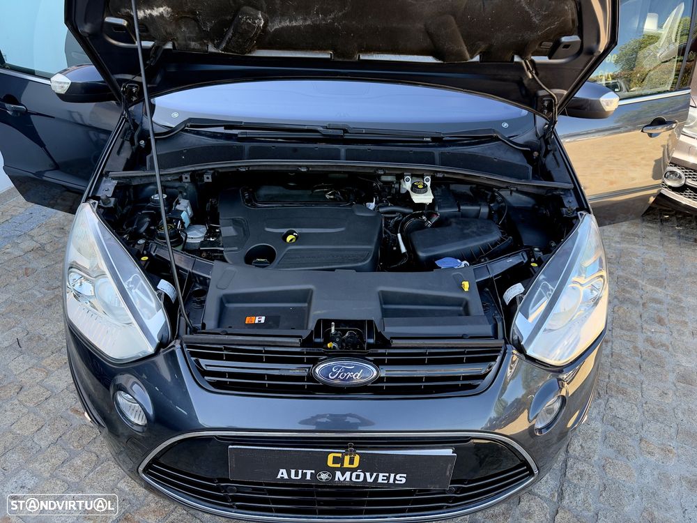 Ford S-Max 2.0 TDCi Titanium 7L - 30