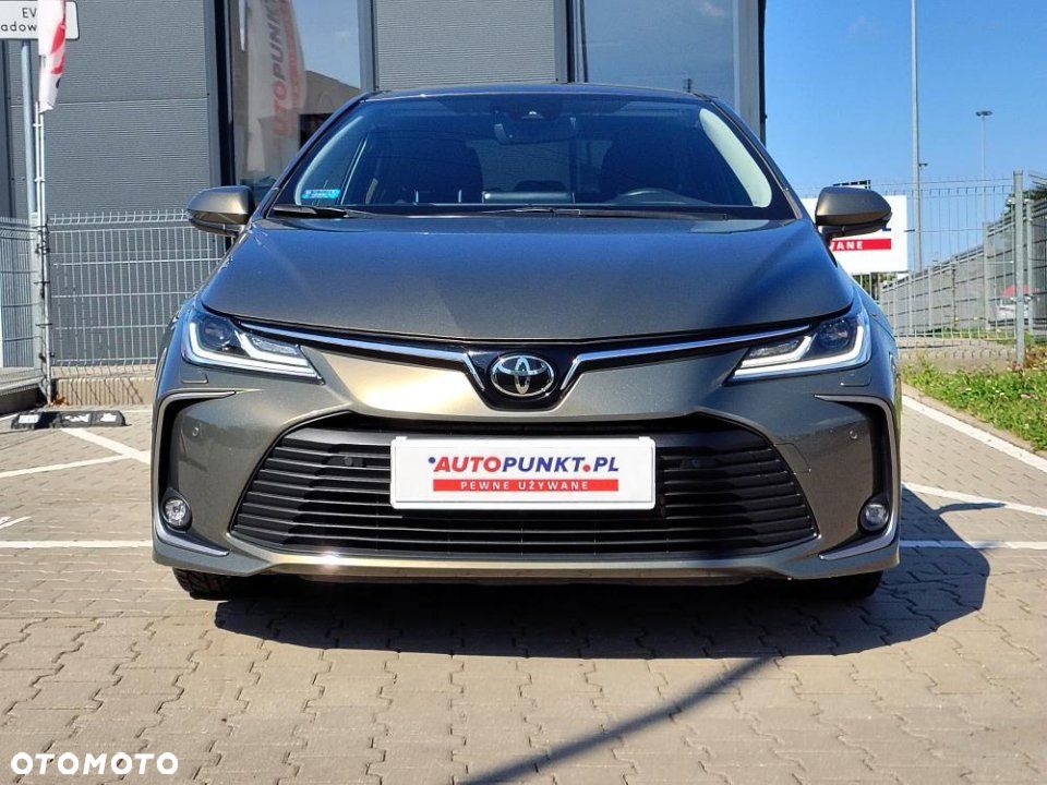 Toyota Corolla - 12