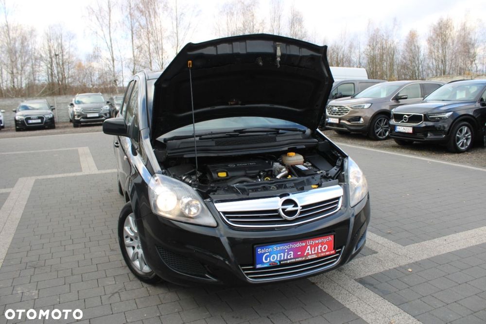 Opel Zafira - 15