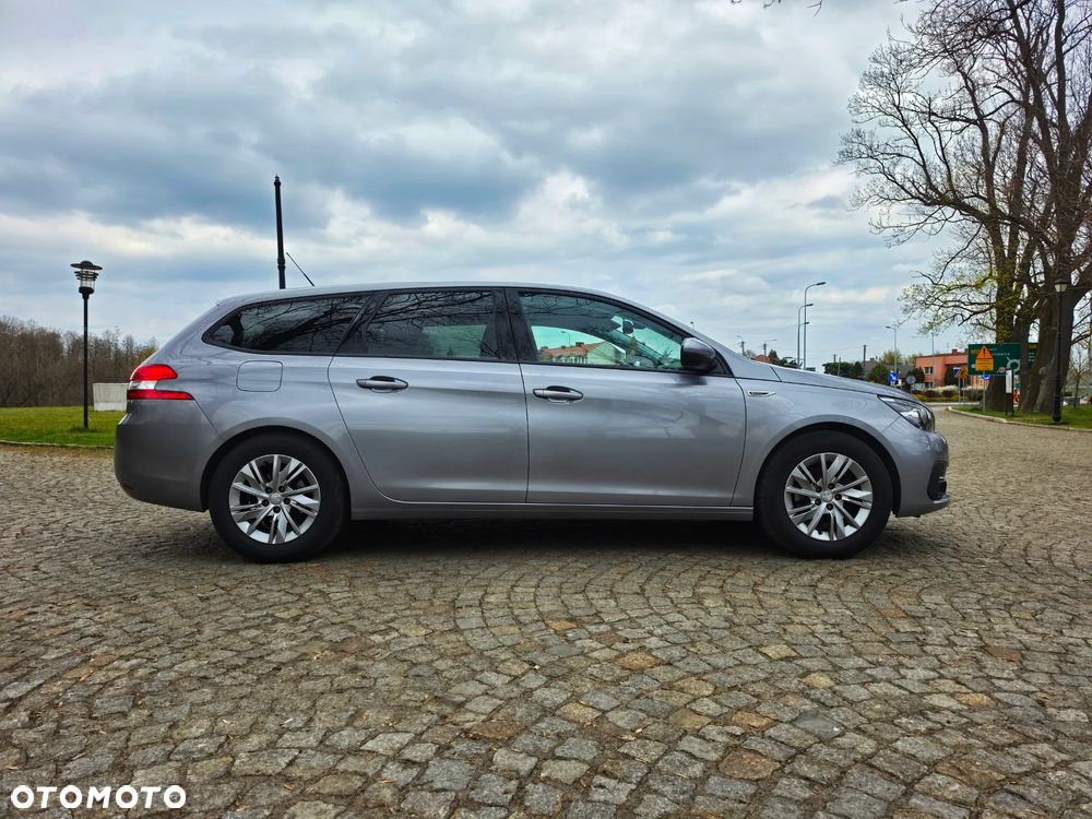 Peugeot 308 BlueHDi 130 Allure Pack - 8